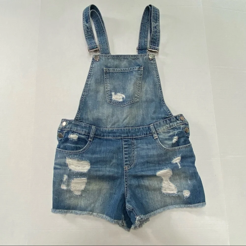 21 Denim jean overall festival shorts with open back, Medium